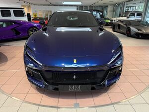 FERRARI Purosangue V12