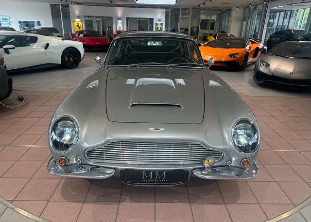 ASTON MARTIN DB 6  LHD