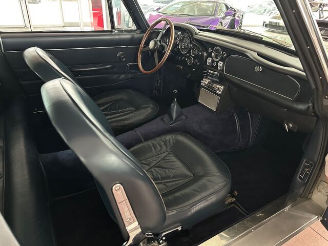 ASTON MARTIN DB 6  LHD