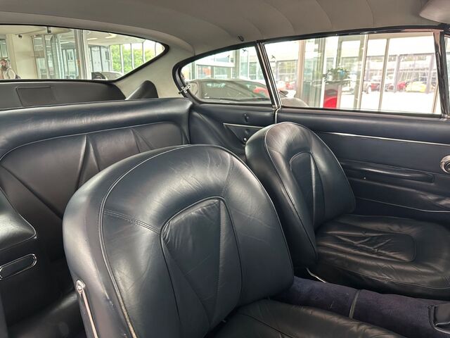 ASTON MARTIN DB 6  LHD