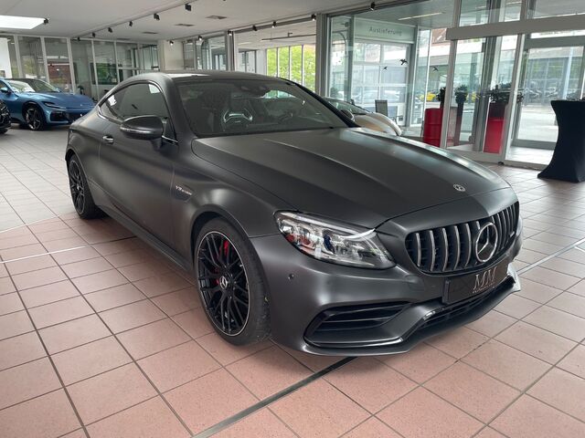 MERCEDES-BENZ C 63 AMG