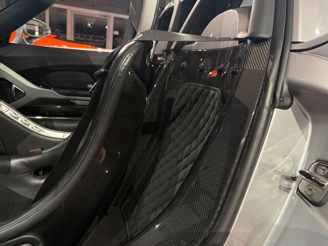 PORSCHE Carrera GT -  BRD