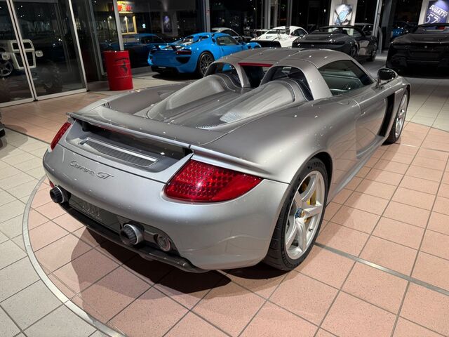 PORSCHE Carrera GT -  BRD