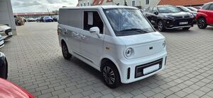 TYN-E ANDERE TX1-e Van