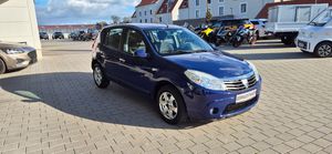 DACIA Sandero 1.6 MPI Lauréate
