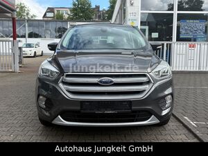 FORD Kuga Titanium *4x4*R-Kamera*1.Hand*AHK*