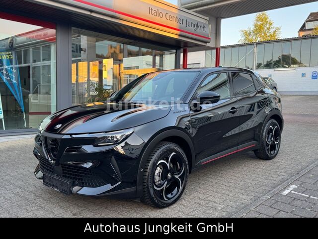 ALFA ROMEO Junior Ibrida 1.2 VGT 48V-Hybrid 100 kW Speciale