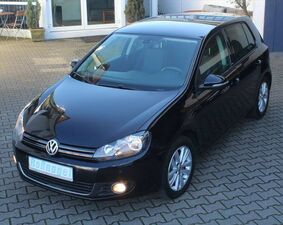 VW Golf TSI Style 5-türig Klimaautom Sitzhzg Alu