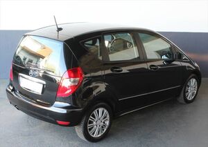 MERCEDES-BENZ A 180 Elegance Autom.-GetriebeKlima Sitzhzg.