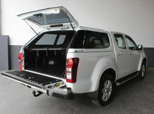 ISUZU D-Max 1,9 TD Double Cab 4WD Hardtop AHK