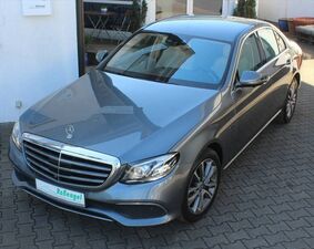 MERCEDES-BENZ E 300 de Exclusive Comand Head-up Memory AHK