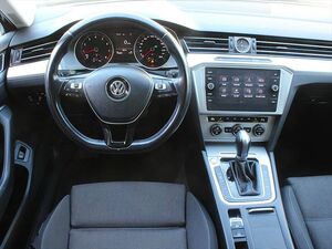 VW Passat Variant Comfortline Business Premium Nav