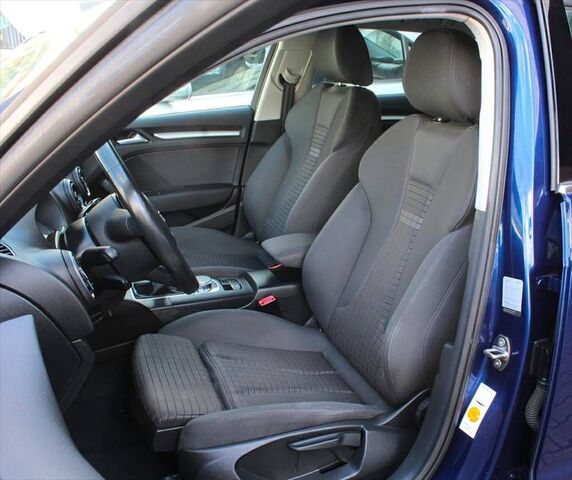 AUDI A3 Sportback 1,4 TFSI g-tron Ambition AHK abn. Ansicht 4 für Fahrzeugdetailseite