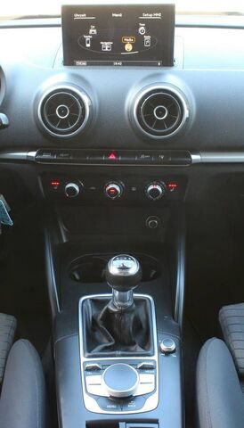 AUDI A3 Sportback 1,4 TFSI g-tron Ambition AHK abn. Ansicht 7 für Fahrzeugdetailseite