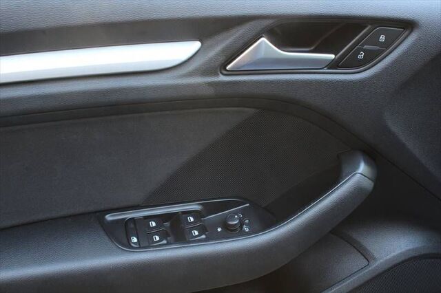 AUDI A3 Sportback 1,4 TFSI g-tron Ambition AHK abn. Ansicht 8 für Fahrzeugdetailseite