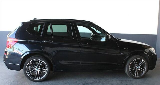 BMW X3 xDrive 30d M-Sport + M-Aerodynamic Alu 20 Ansicht 13 für Fahrzeugdetailseite
