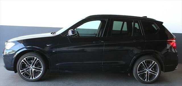 BMW X3 xDrive 30d M-Sport + M-Aerodynamic Alu 20 Ansicht 14 für Fahrzeugdetailseite