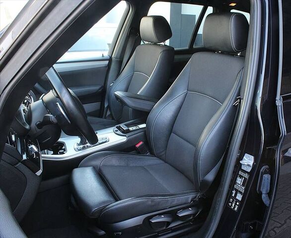 BMW X3 xDrive 30d M-Sport + M-Aerodynamic Alu 20 Ansicht 4 für Fahrzeugdetailseite