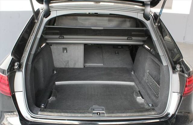 AUDI A4 Avant 1,4 TFSI S-Line Sport plus S-Line Black Ansicht 12 für Fahrzeugdetailseite