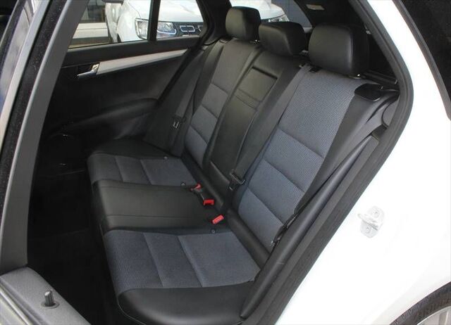 MERCEDES-BENZ C 180 T-Kombi Avantgarde aus 1. Hand Ansicht 5 für Fahrzeugdetailseite