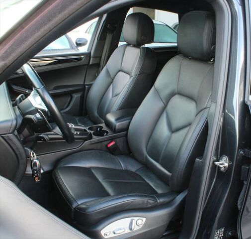 PORSCHE Macan S Komfortsitze Panorama Sport-Auspuff LED Ansicht 4 für Fahrzeugdetailseite