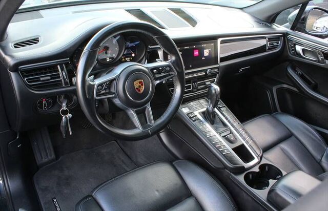 PORSCHE Macan S Komfortsitze Panorama Sport-Auspuff LED Ansicht 6 für Fahrzeugdetailseite