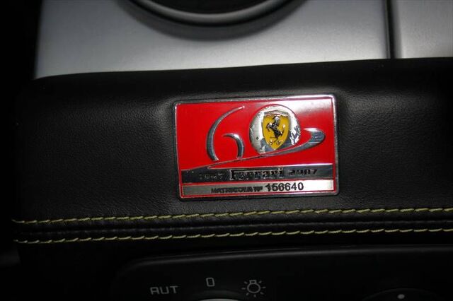 FERRARI 612 Scaglietti Leder Bi-Xenon Alu 19 Ansicht 3 für Fahrzeugdetailseite