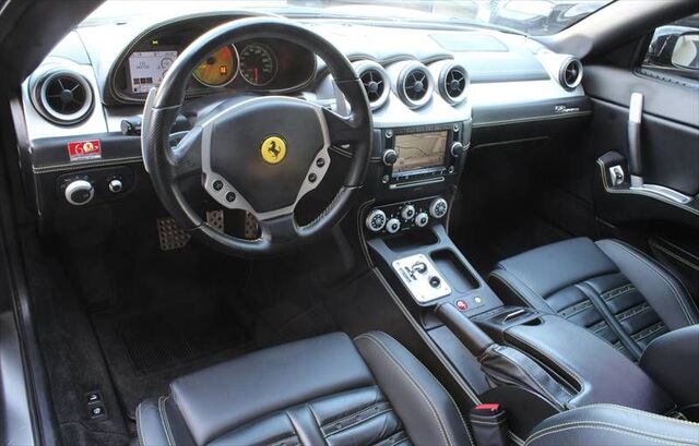FERRARI 612 Scaglietti Leder Bi-Xenon Alu 19 Ansicht 7 für Fahrzeugdetailseite