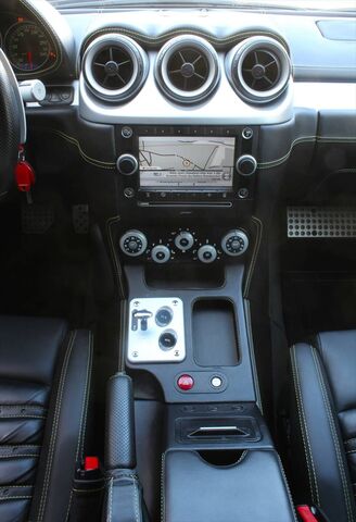 FERRARI 612 Scaglietti Leder Bi-Xenon Alu 19 Ansicht 8 für Fahrzeugdetailseite