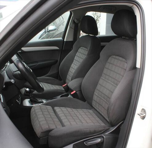 AUDI Q3 - 2,0 TFSI Quattro Sportsitze Bi-Xenon Alu 18 Ansicht 5 für Fahrzeugdetailseite