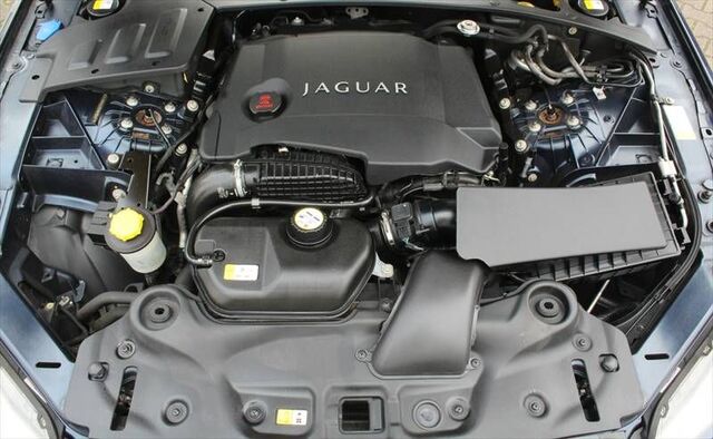 JAGUAR XJ 3,0 Diesel S V6 Portfolio ACC Alu 20 Zoll Ansicht 12 für Fahrzeugdetailseite