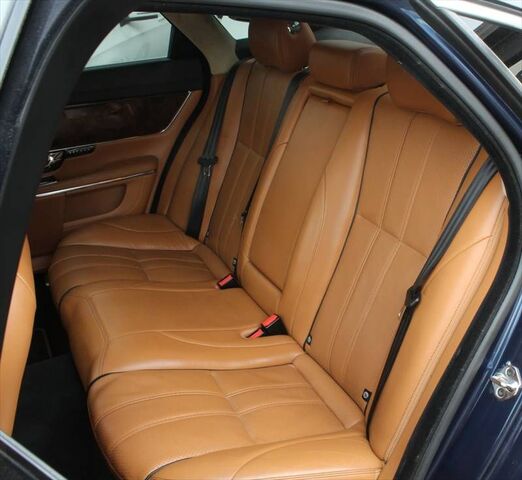 JAGUAR XJ 3,0 Diesel S V6 Portfolio ACC Alu 20 Zoll Ansicht 5 für Fahrzeugdetailseite