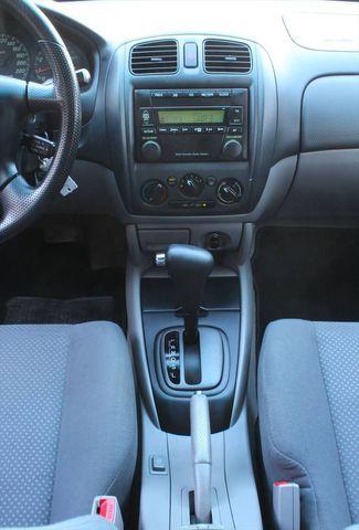 MAZDA 323 F 5-tür Autom-Getriebe 1.Hd -ohne TÜV-