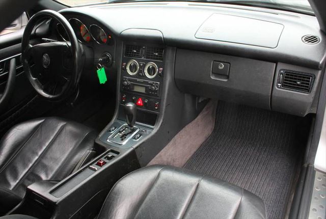 MERCEDES-BENZ SLK 230 Autom.-Getr. Leder Sitzhzg. neue Reifen