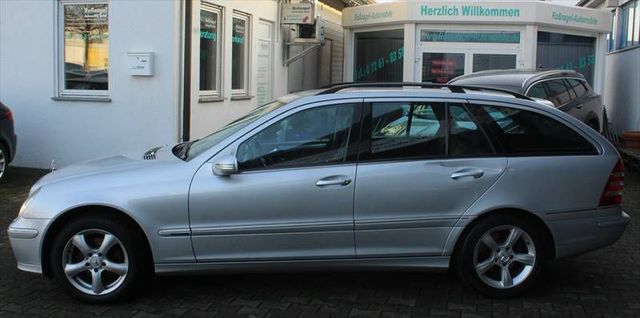 MERCEDES-BENZ C 200 T-Kombi Avantgarde Sitzhzg Navi Xenon AHK