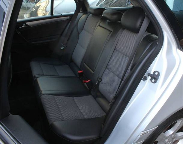 MERCEDES-BENZ C 200 T-Kombi Avantgarde Sitzhzg Navi Xenon AHK