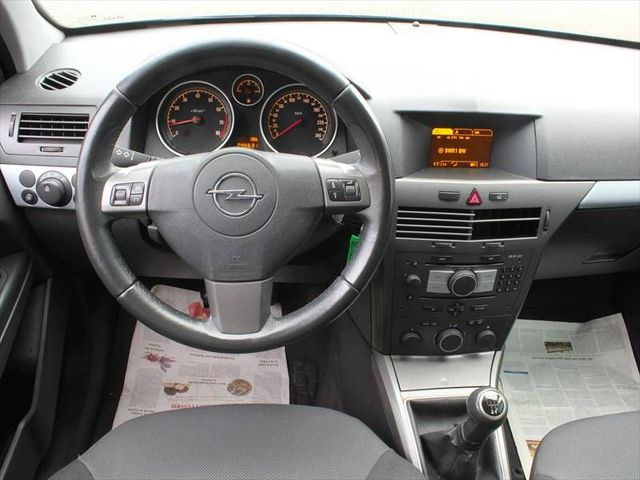 OPEL Astra H Caravan 1,8 Edition Plus Klimaautom Navi