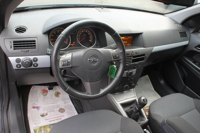 OPEL Astra H Caravan 1,8 Edition Plus Klimaautom Navi