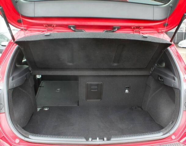 HYUNDAI i30 - 1,4-GDI Intro Plus-Paket Alu 17 Allwetter Ansicht 11 für Fahrzeugdetailseite