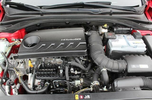 HYUNDAI i30 - 1,4-GDI Intro Plus-Paket Alu 17 Allwetter Ansicht 13 für Fahrzeugdetailseite