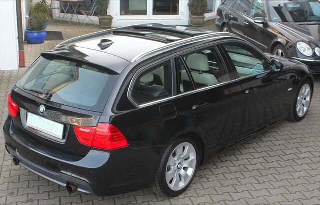 BMW 335 i Touring xDrive M-Sport-Paket Leder Panoram Ansicht 2 für Fahrzeugdetailseite