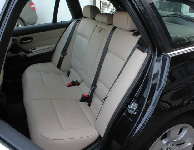BMW 335 i Touring xDrive M-Sport-Paket Leder Panoram Ansicht 5 für Fahrzeugdetailseite