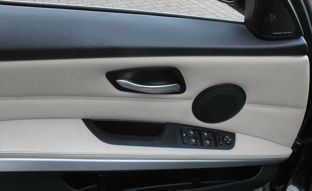 BMW 335 i Touring xDrive M-Sport-Paket Leder Panoram Ansicht 8 für Fahrzeugdetailseite