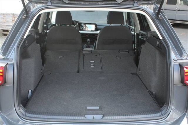 VW Golf 8 Variant 2,0 TDI Life Business Premium Pa Ansicht 11 für Fahrzeugdetailseite