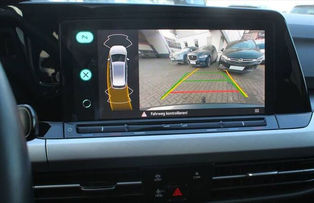 VW Golf 8 Variant 2,0 TDI Life Business Premium Pa Ansicht 8 für Fahrzeugdetailseite