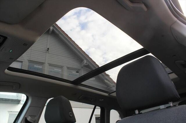 VW Golf 8 Variant 2,0 TDI Life Business Premium Pa Ansicht 9 für Fahrzeugdetailseite