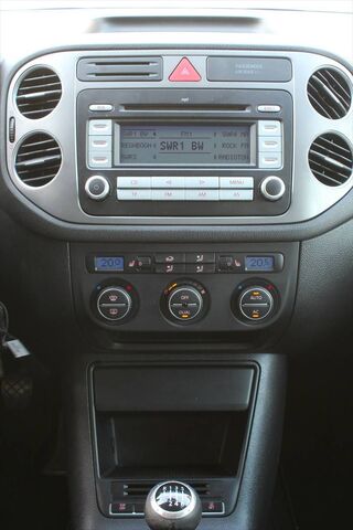 VW Tiguan 2,0 TSI Sport & Style 4Motion AHK Ansicht 8 für Fahrzeugdetailseite