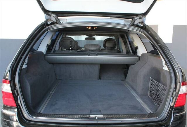MERCEDES-BENZ E 220 CDI T-Kombi Avantgarde Comand AHK schwenkb
