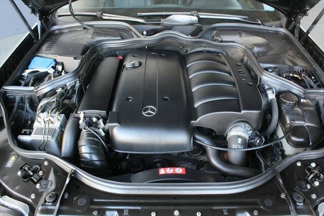 MERCEDES-BENZ E 220 CDI T-Kombi Avantgarde Comand AHK schwenkb