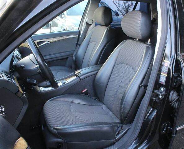 MERCEDES-BENZ E 220 CDI T-Kombi Avantgarde Comand AHK schwenkb